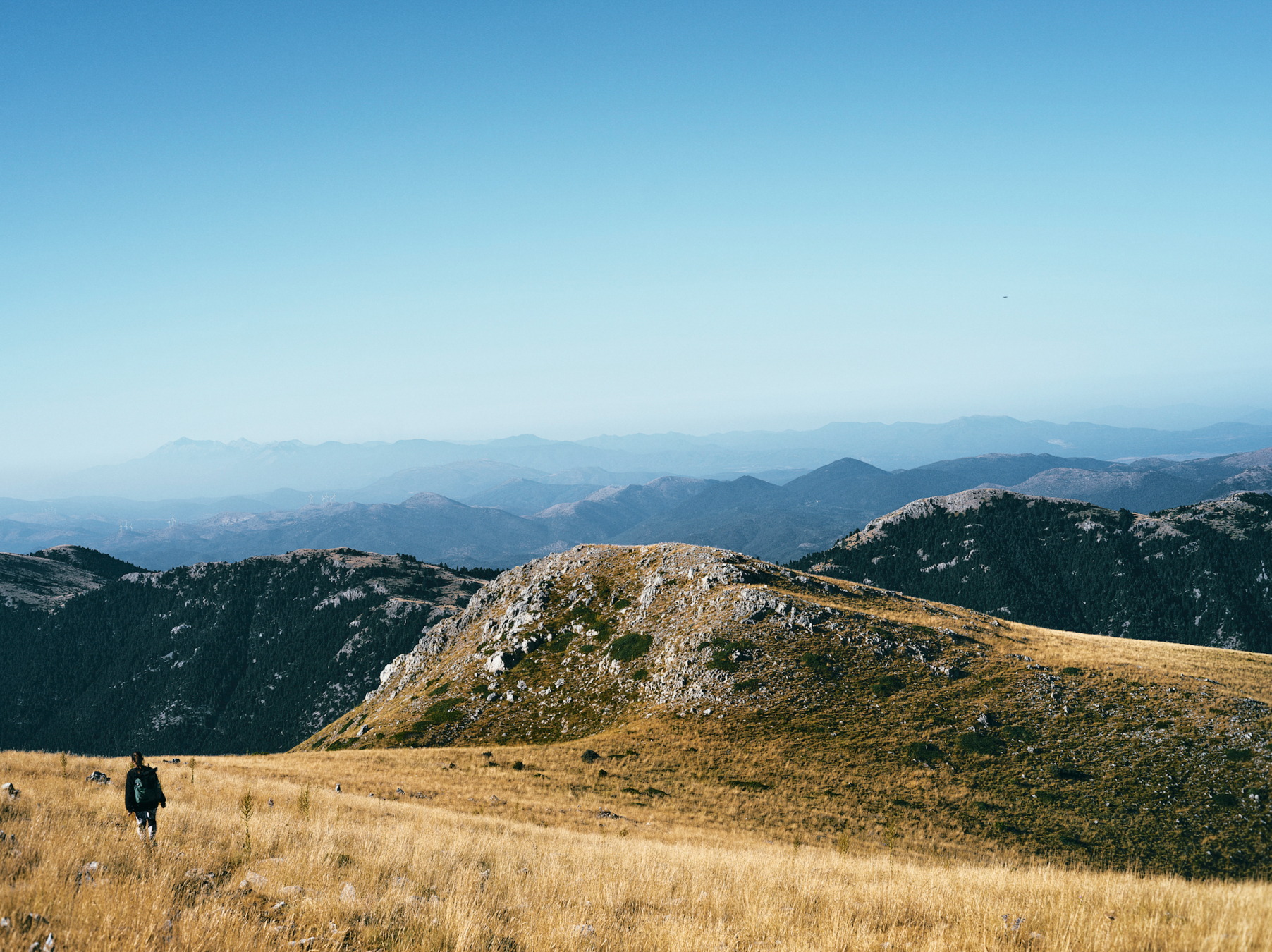 L’autrice sul Monte Menalon ©Lorenzo Romani