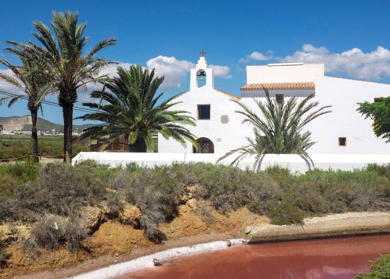 Sant Francesc de s’Estany è un minuscolo insediamento in cui abitavano gli operai delle salines, Ibiza.