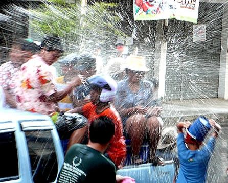 Songkran, festival di acqua e spirito © Francesco Franceschi