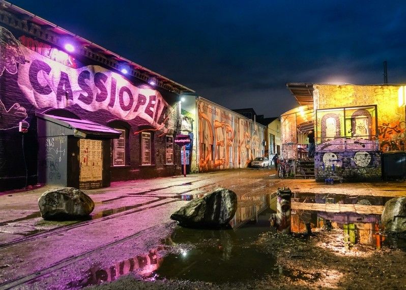 Street art, graffiti e club: la notte di Berlino. ©View Apart/Shutterstock