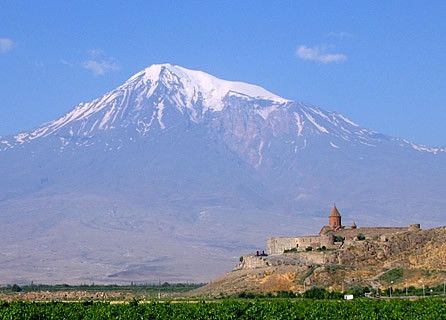 Sua maestà l'Ararat e il monastero di Khor Virap © Fotografia di Ottavio Pirellas