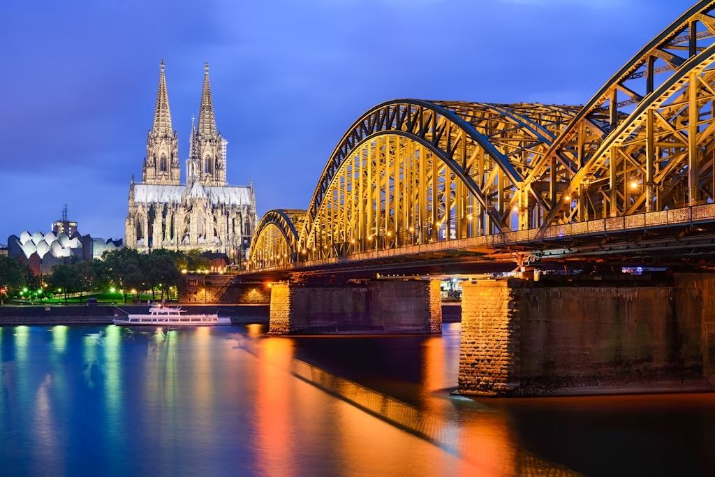 La cattedrale di Colonia è la più grande chiesa della Germania. © Michael Abid / 500px