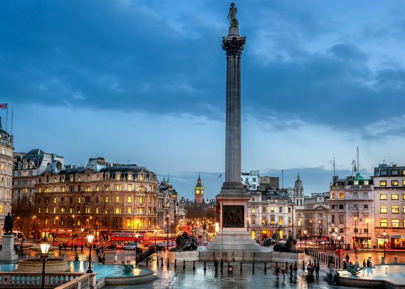 Trafalgar Square al tramonto, Londra.
©Shahid Khan/Shutterstock