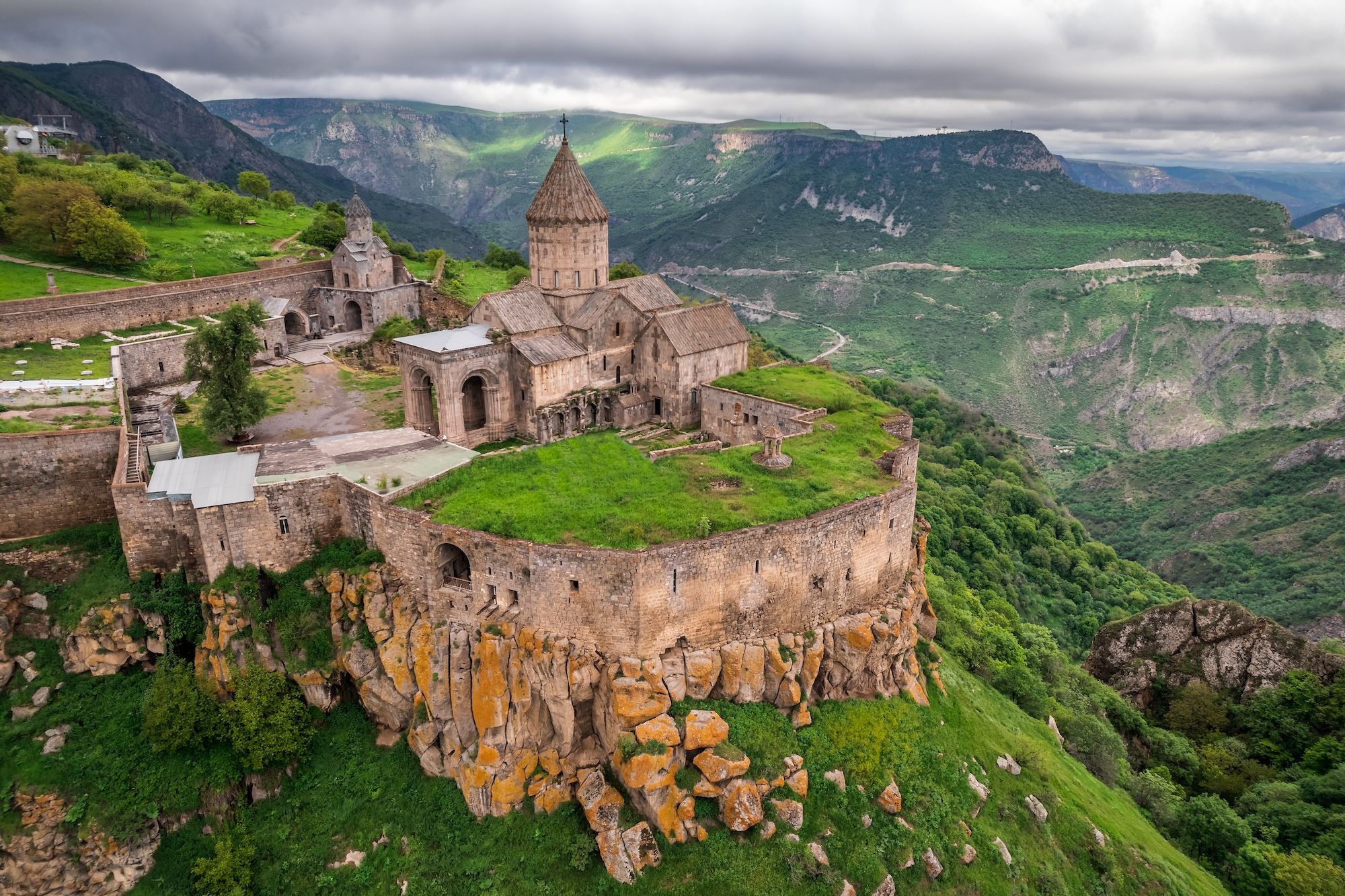 Il monastero di Tatev ©RuslanKphoto/Shutterstock