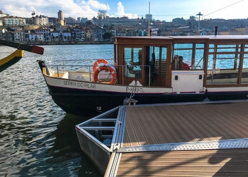 Un water taxi lungo il Douro, Portogallo.
©Emily McAuliffe/Lonely Planet