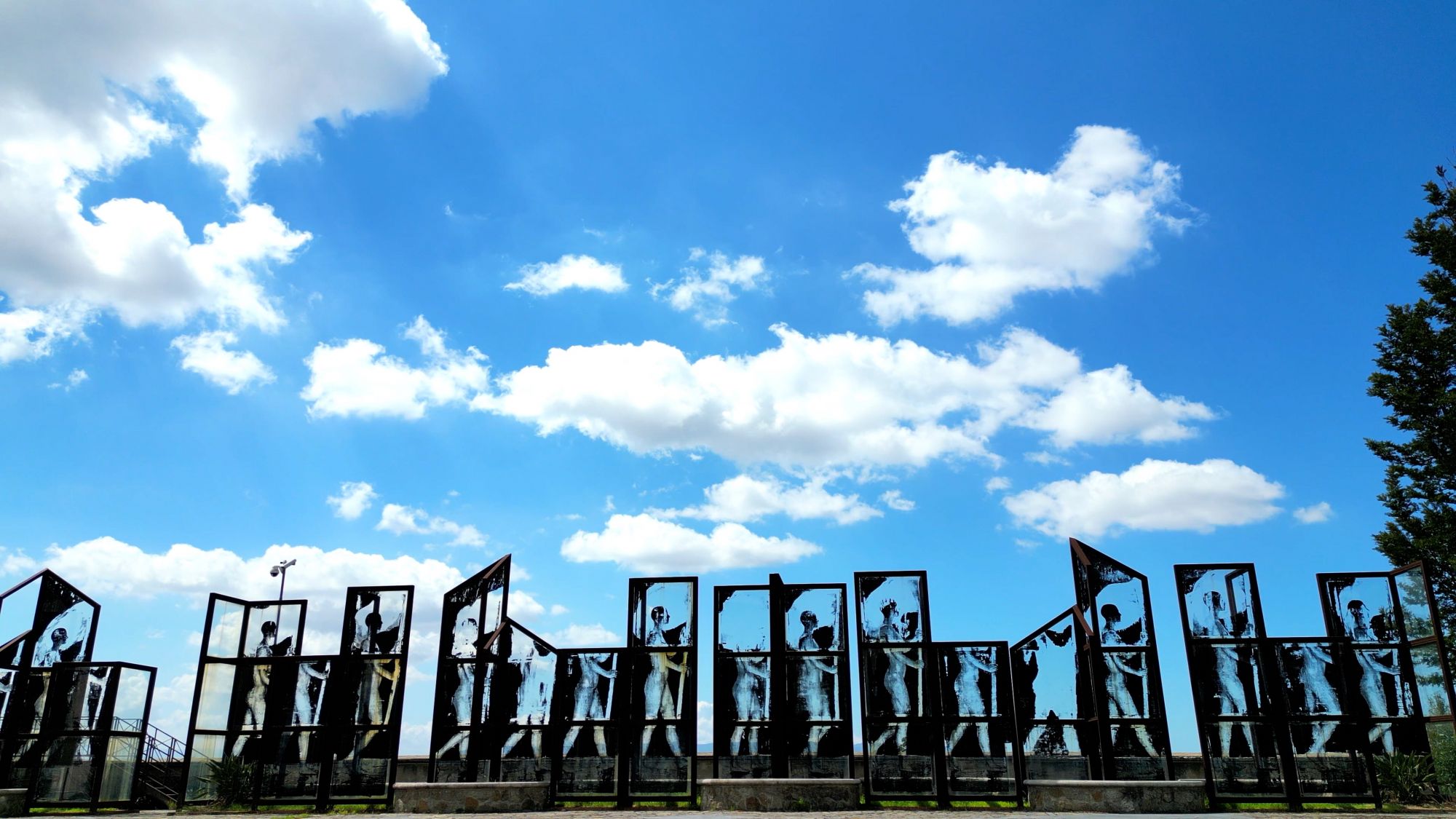Cielo azzurro, opera d'arte, Catanzaro
