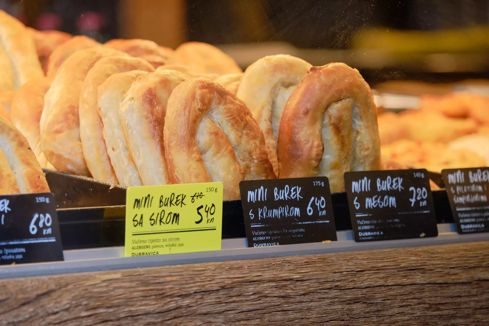 Le panetterie locali in Croazia saranno amiche di ogni viaggiatore economico © Shutterstock