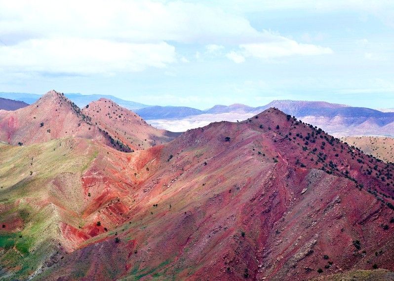 Veduta della catena dell’Alto Atlas, vicino al passo Tizi n’Tichka, che connette Marrakech e il nord con Ouzazate e il sud. ©Lottie Davies/Lonely Pla