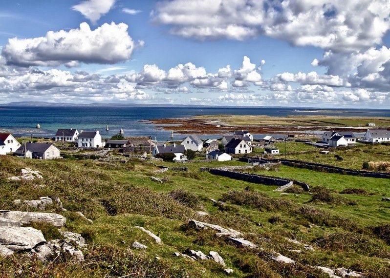 Veduta di Kileany e il bellissimo paesaggio di Inis Mór Island, nelle Aran Islands, Irlanda. ©matthi/Shutterstock