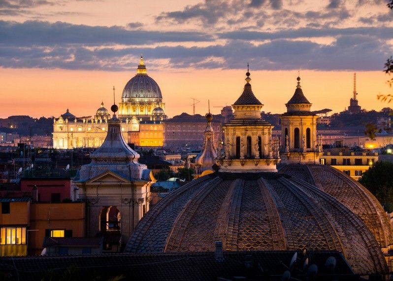 Veduta sulla Basilica di San Pietro da Villa Borghese.
©Justin Foulkes/Lonely Planet