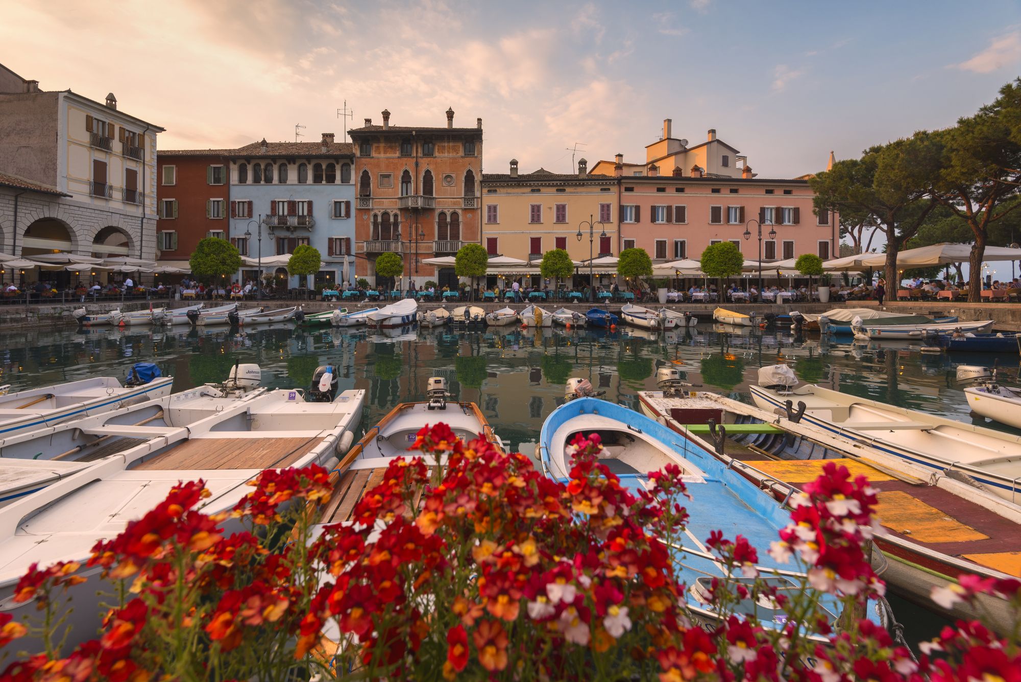 Desenzano, il porto vecchio. Credits @MicheleRossettiPhotography