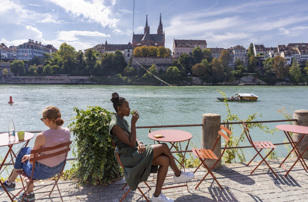 Relax a Basilea. Credits Svizzera Turismo / Jan Geerk
