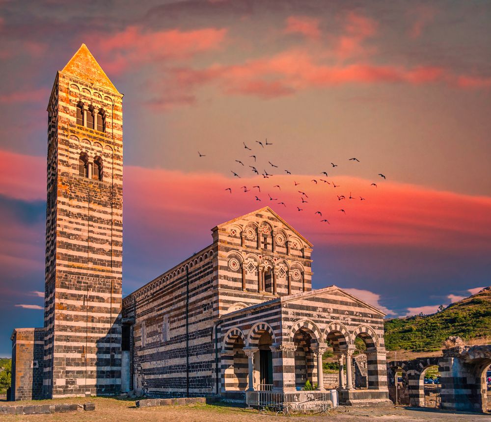 La Chiesa della SS. Trinità di Saccargia. Credits Francesco Maltinti / Shutterstock