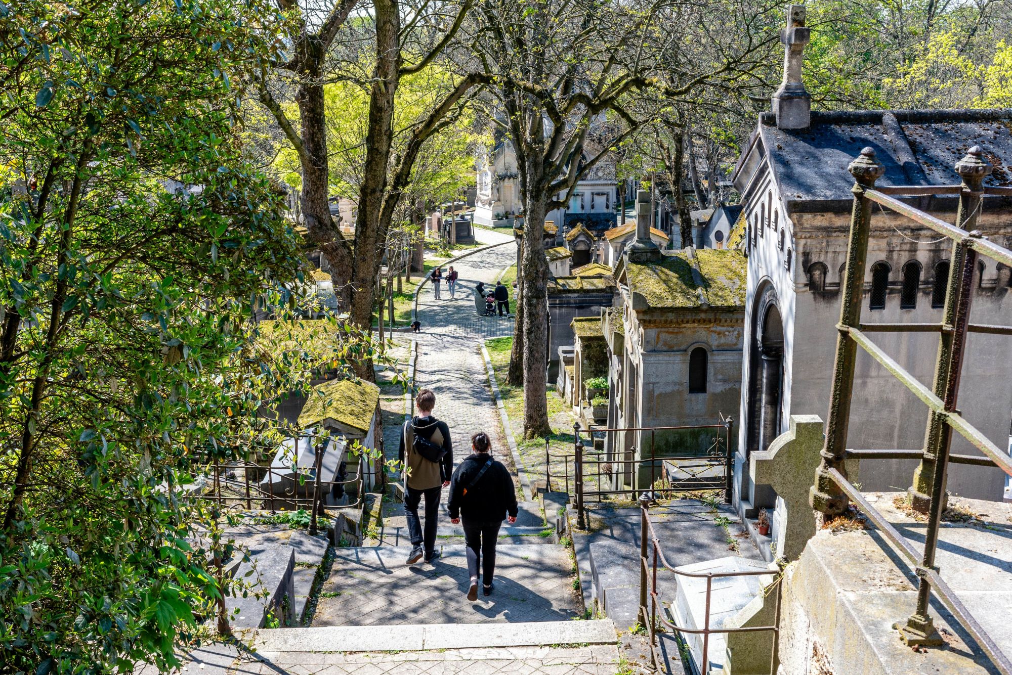 Il Père Lachaise richiama un gran numero di visitatori. © Saskia B/Shutterstock
