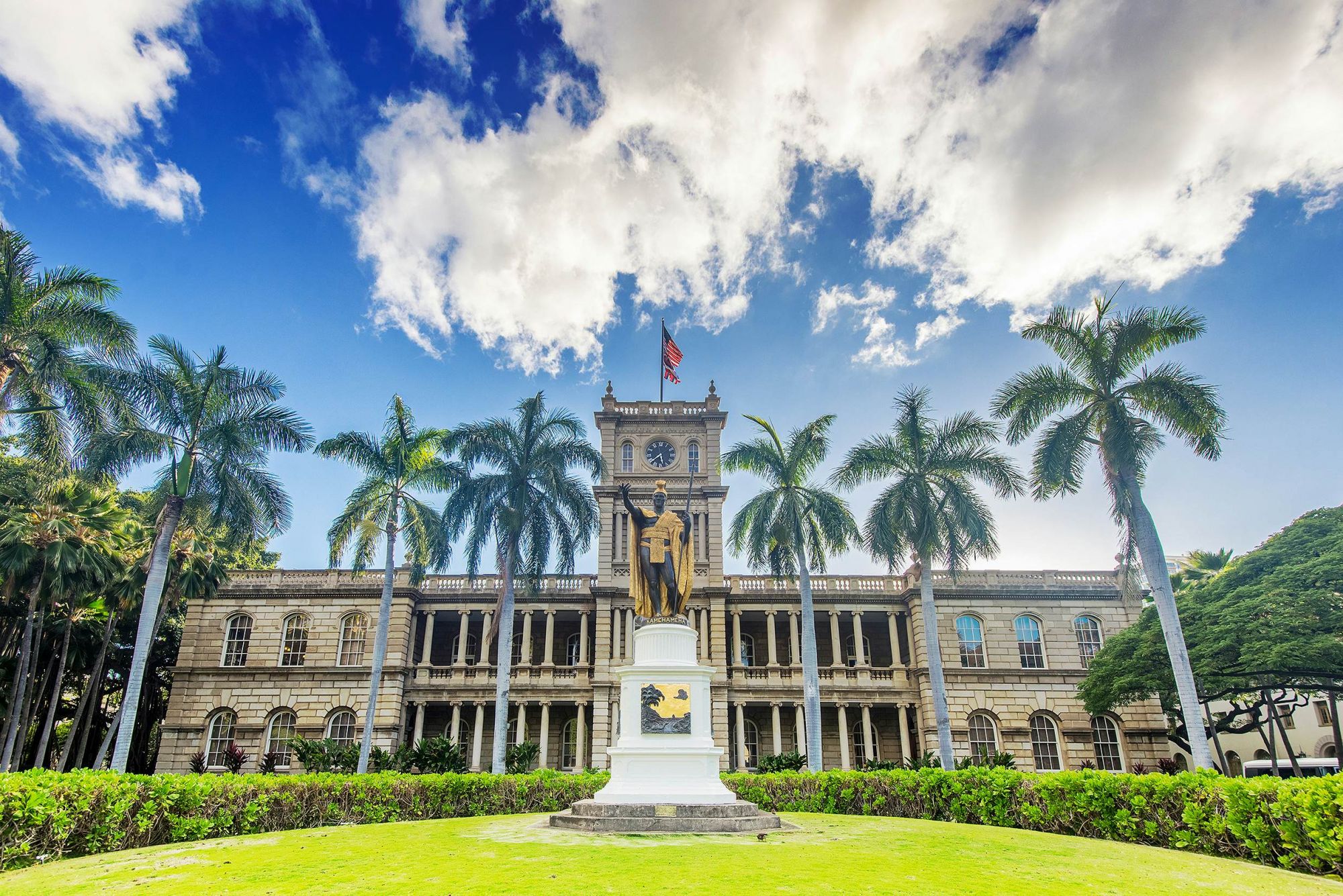 Il monumento al re Kamehameha a Honolulu. © Allen.G/Shutterstock