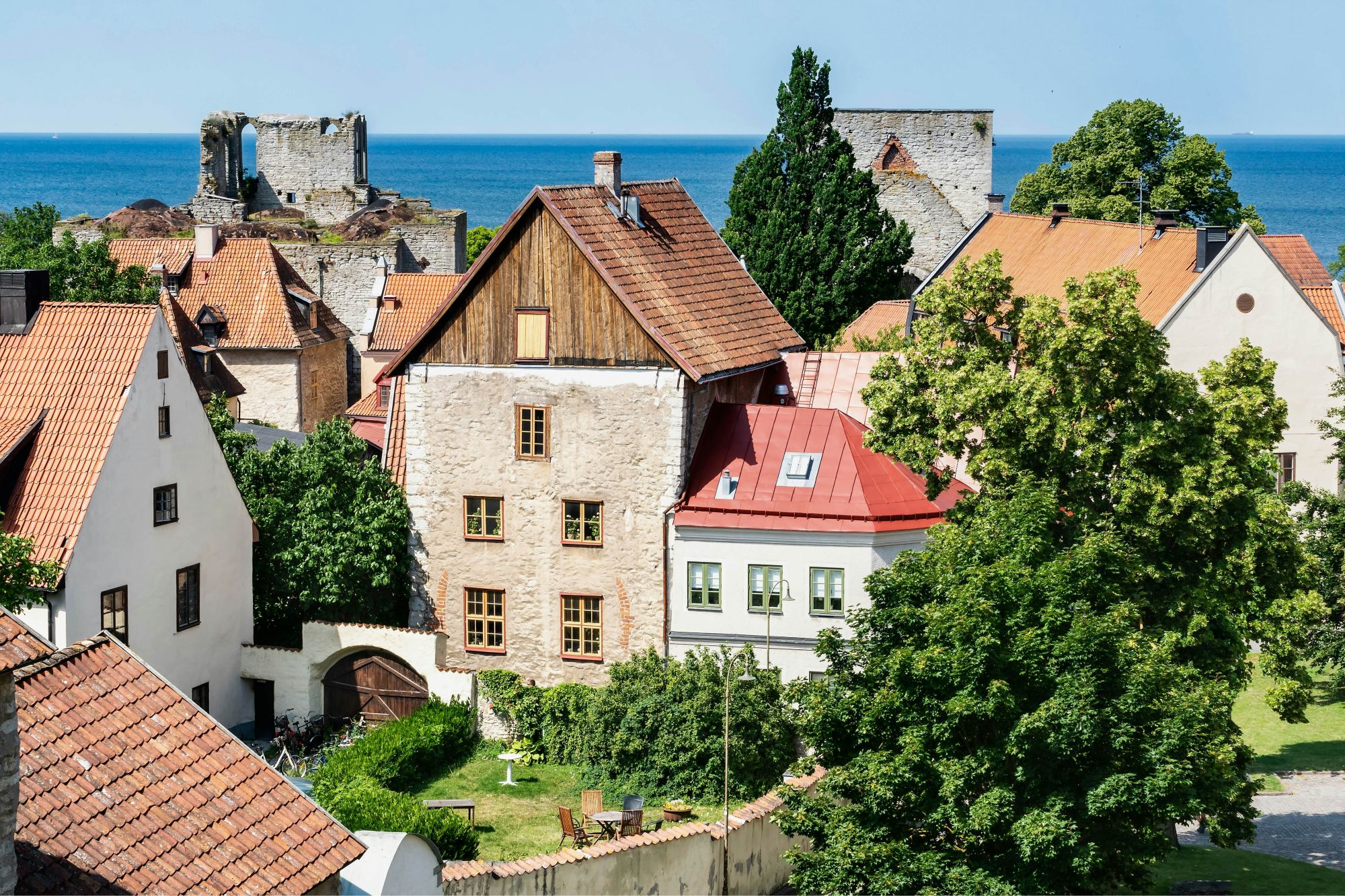 Nella cittadina di Visby si conservano pregevolissimi edifici gotici. © Istvan Csomortani / Shutterstock