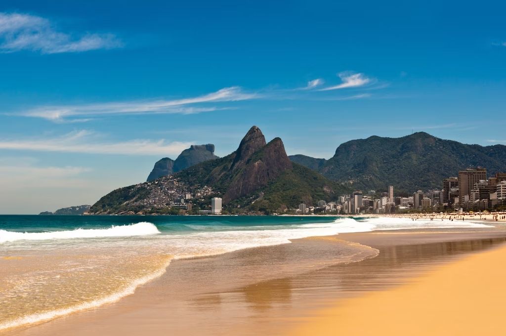 La celeberrima spiaggia di Ipanema © dabldy / Getty Images