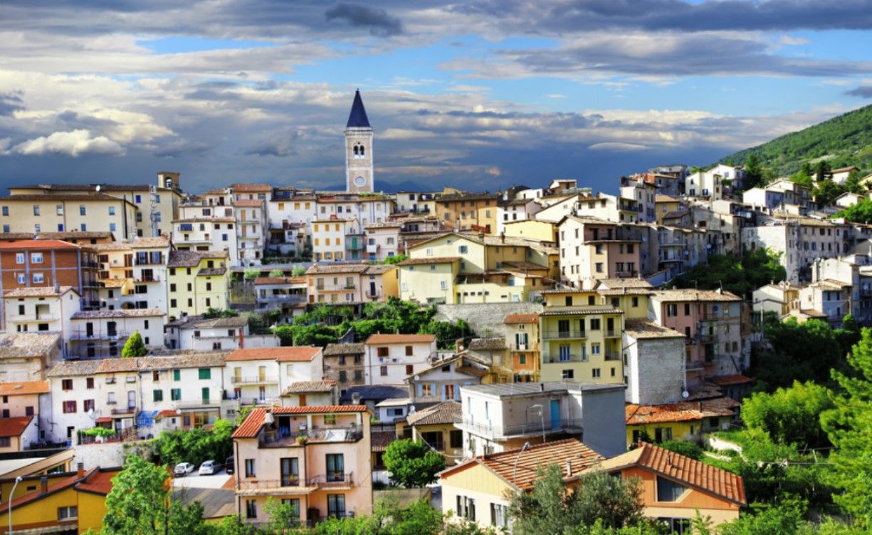 Panorama di Gualdo Tadino. Credits leoks / Shutterstock